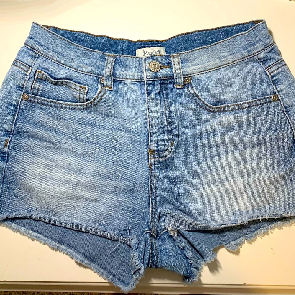 Mudd Medium-Wash Denim Shorts, Size 9 Juniors
